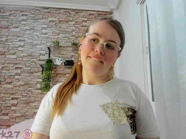 zoe-brk webcam