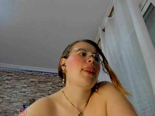 zoe-brk webcam