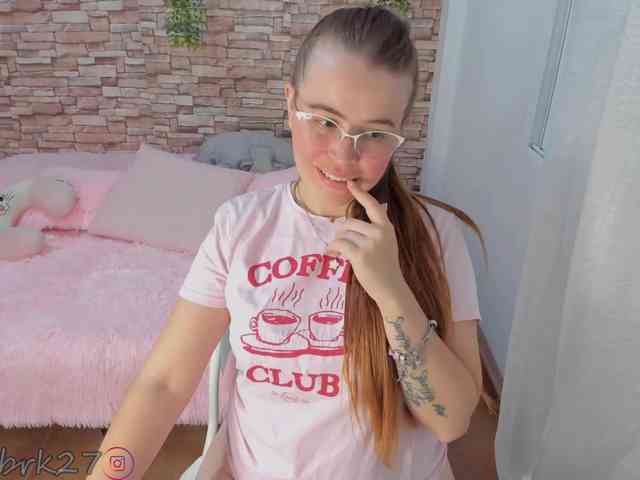 zoe-brk webcam