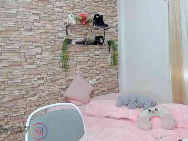 zoe-brk webcam