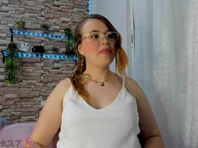 zoe-brk webcam