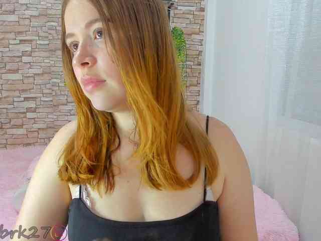 zoe-brk webcam