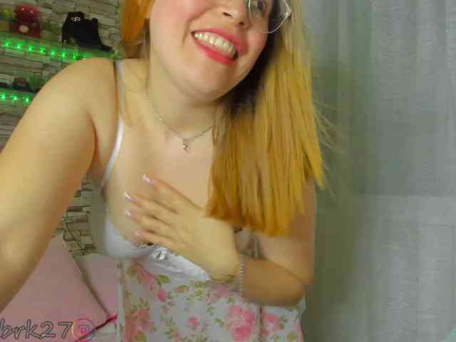 zoe-brk Live Webcam on BongaCams