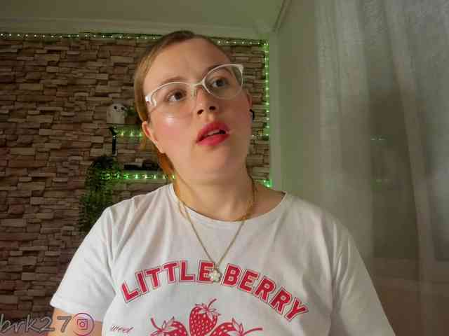 zoe-brk webcam