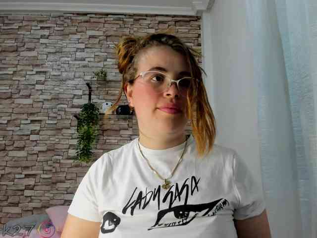 zoe-brk webcam