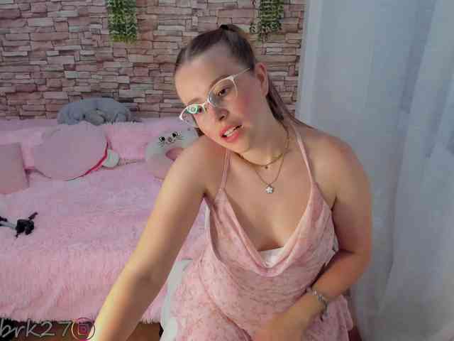zoe-brk webcam