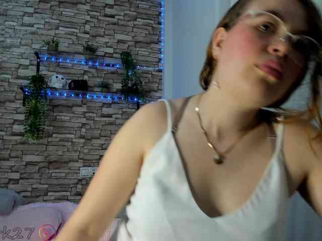 zoe-brk webcam