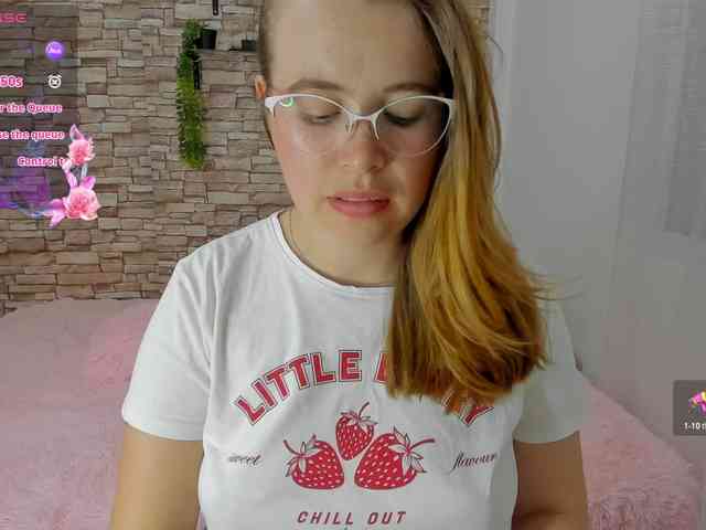 zoe-brk webcam