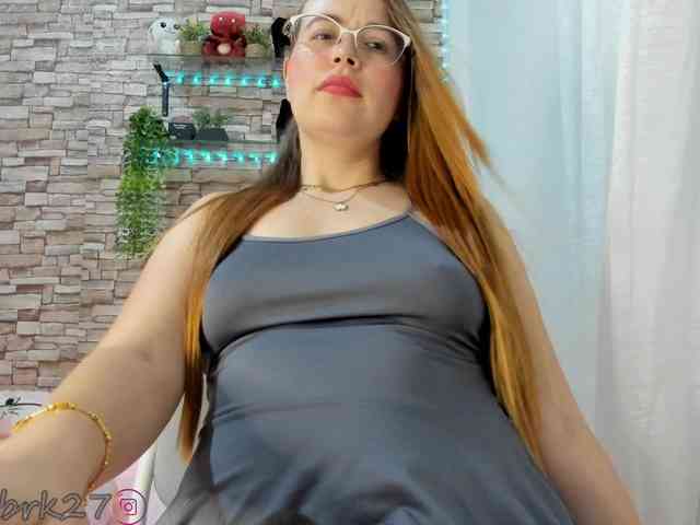 zoe-brk webcam