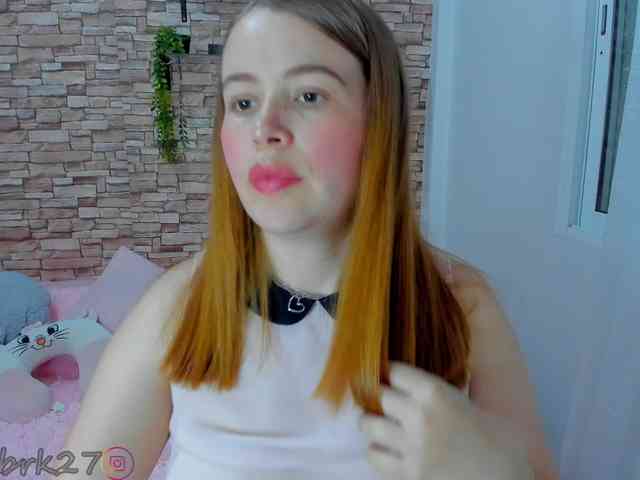 zoe-brk webcam