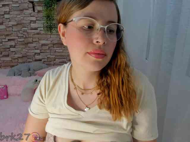 zoe-brk webcam