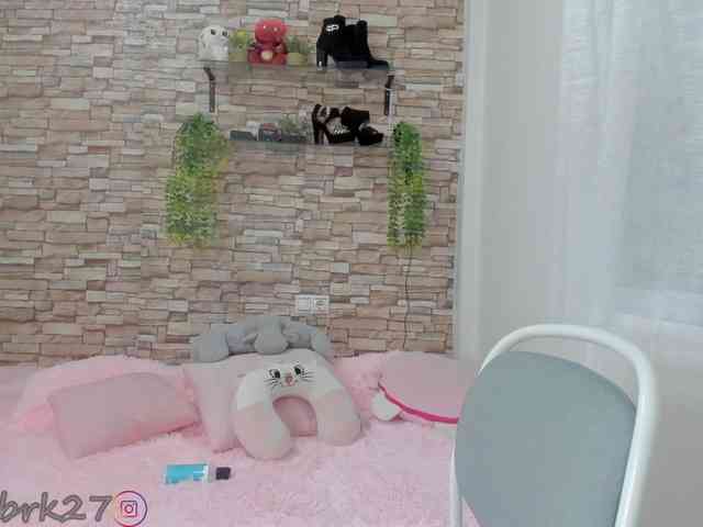 zoe-brk webcam