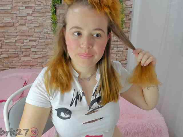 zoe-brk webcam