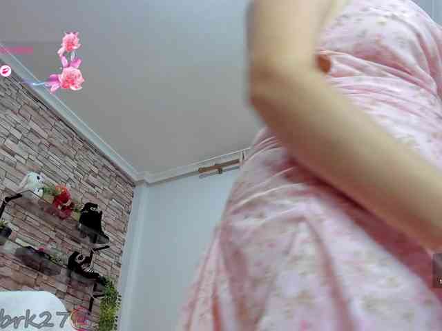zoe-brk webcam