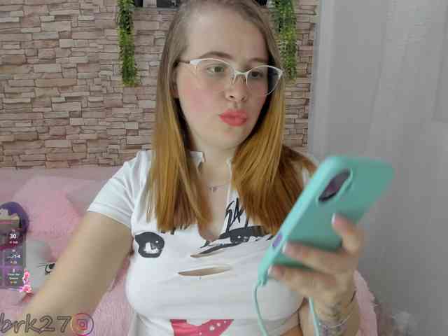 zoe-brk webcam