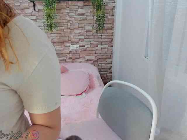 zoe-brk webcam