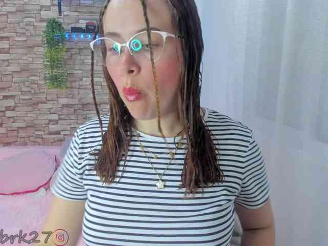 zoe-brk webcam