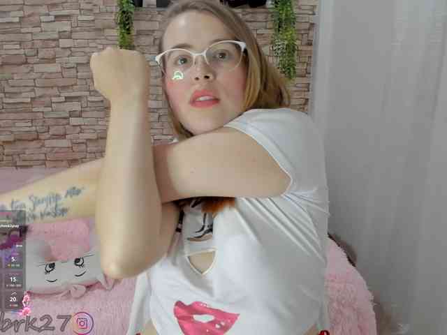 zoe-brk webcam