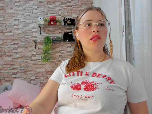 zoe-brk webcam