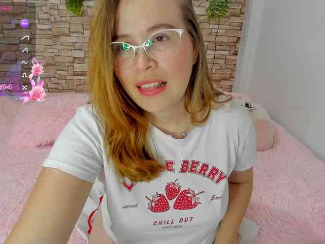 zoe-brk webcam