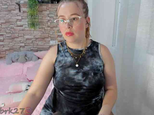 zoe-brk webcam