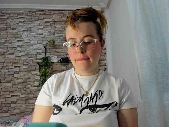 zoe-brk webcam
