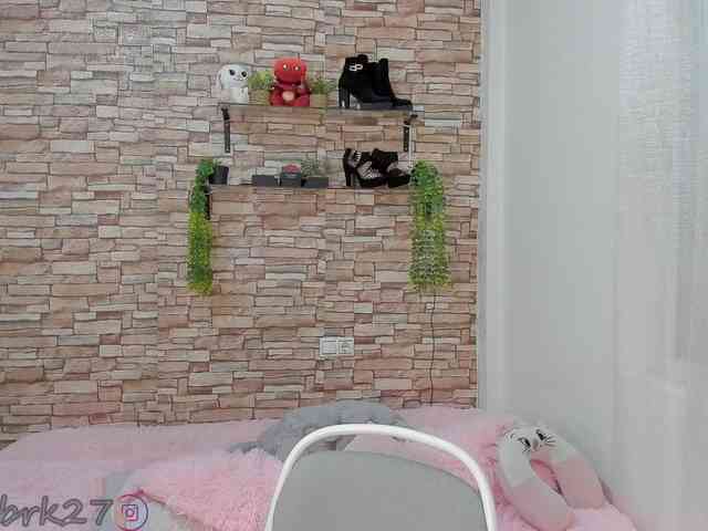 zoe-brk webcam