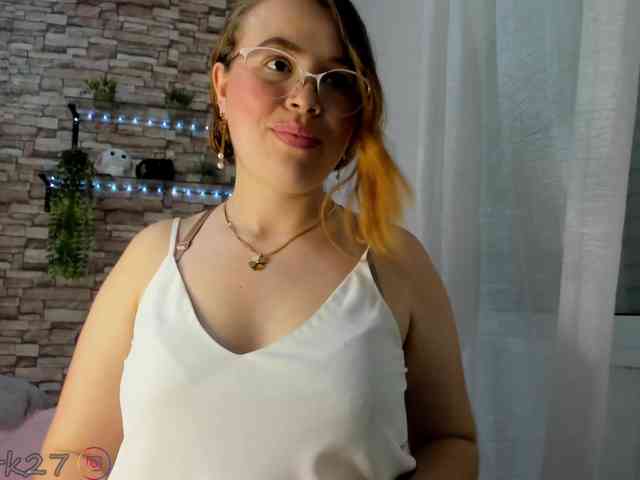zoe-brk webcam