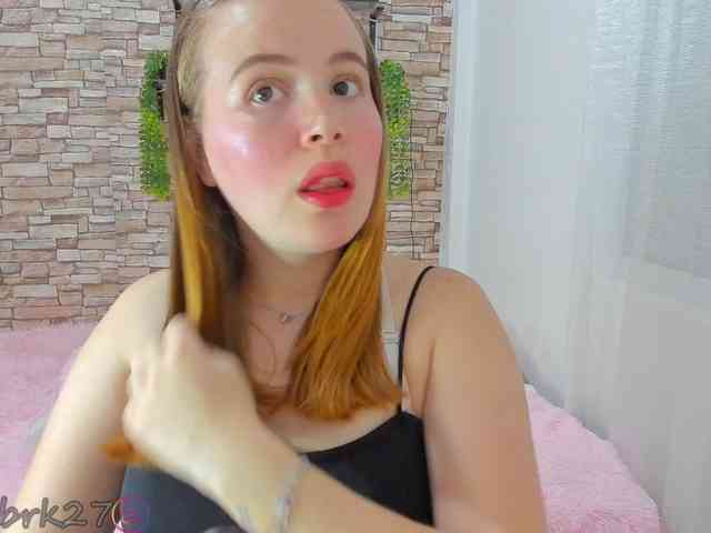 zoe-brk webcam