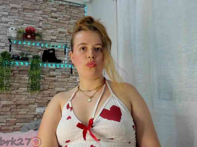 zoe-brk webcam