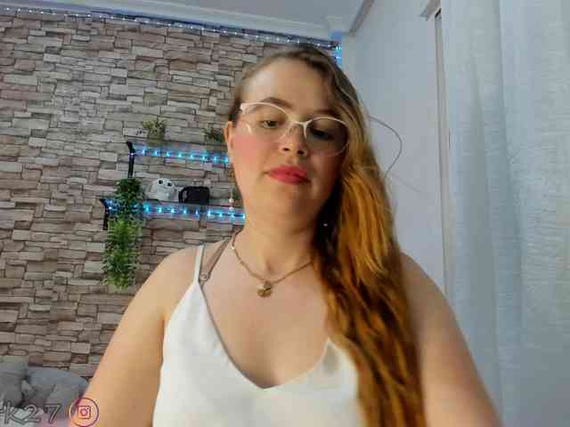 zoe-brk webcam