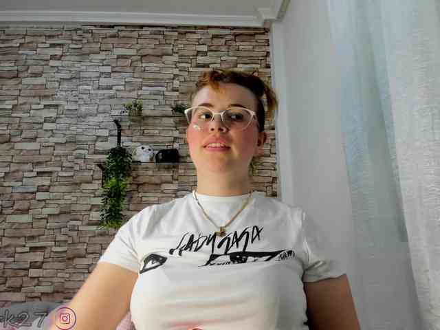 zoe-brk webcam
