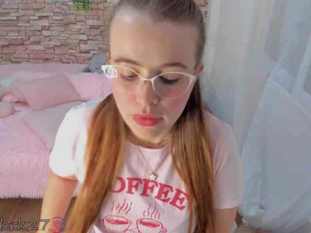 zoe-brk webcam