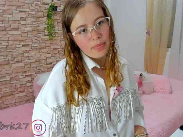 zoe-brk webcam