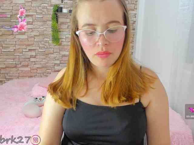 zoe-brk webcam