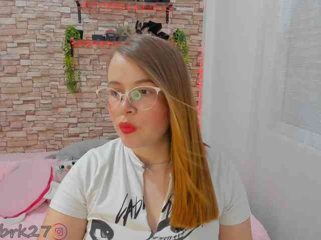 zoe-brk webcam