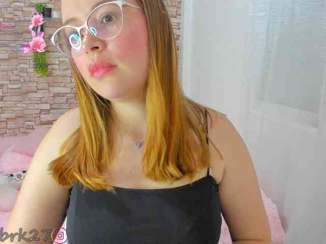 zoe-brk webcam