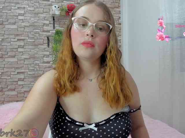 zoe-brk webcam