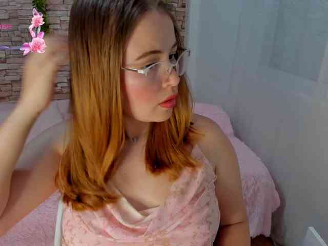zoe-brk webcam