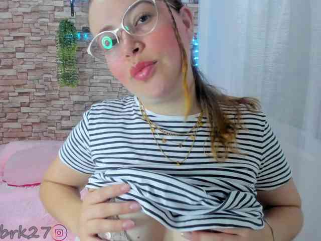 zoe-brk webcam