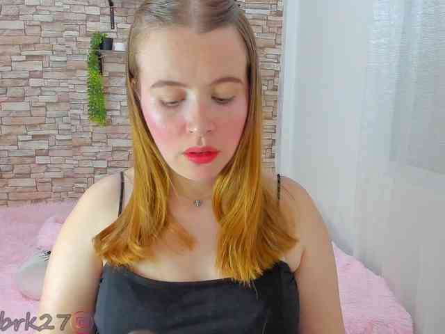 zoe-brk webcam