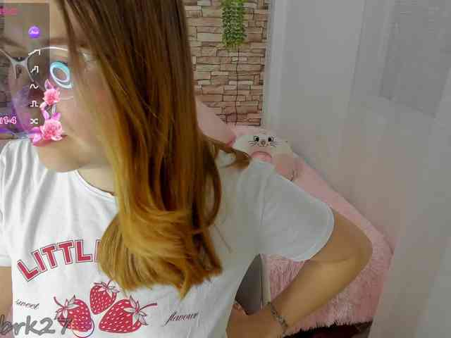 zoe-brk webcam