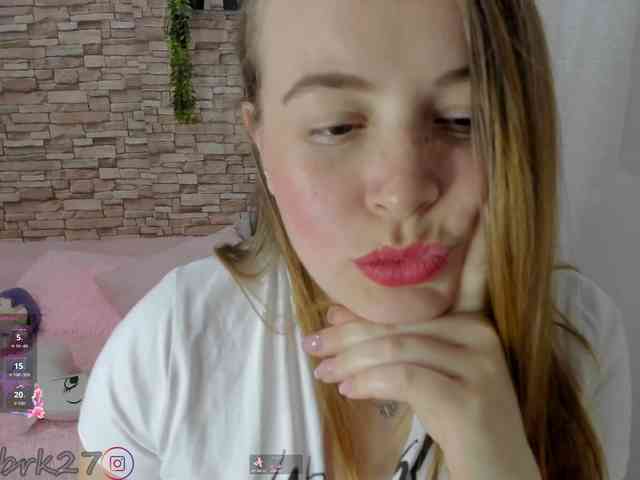 zoe-brk webcam