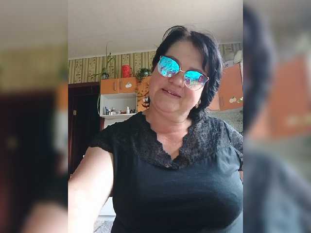 Tanya19722 live cam on BongaCams