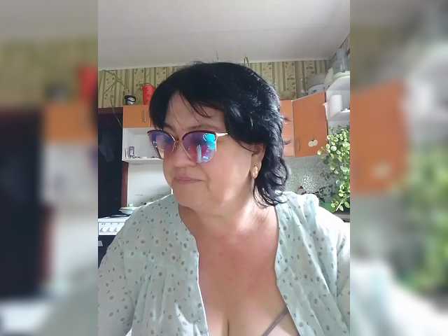 Tanya19722 live cam on BongaCams