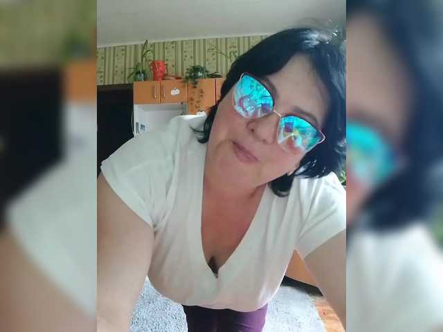 Tanya19722 live cam on BongaCams