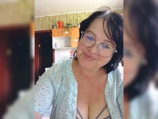 Tanya19722 live cam on BongaCams