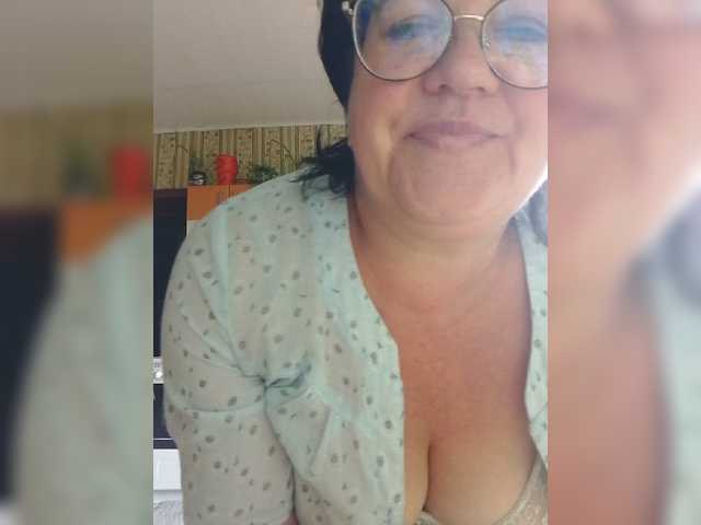 Tanya19722 live cam on BongaCams