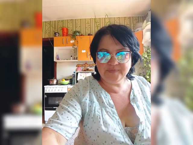 Tanya19722 live cam on BongaCams