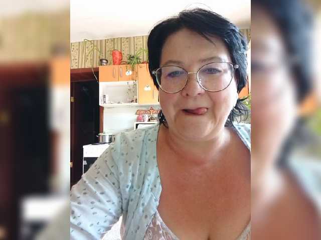 Tanya19722 live cam on BongaCams